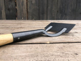Workman Dutch Hoe With 48” Long Handle [144MC344]